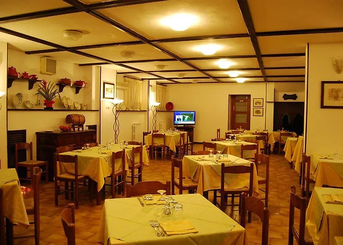 Il Postiglione 3* Collestrada